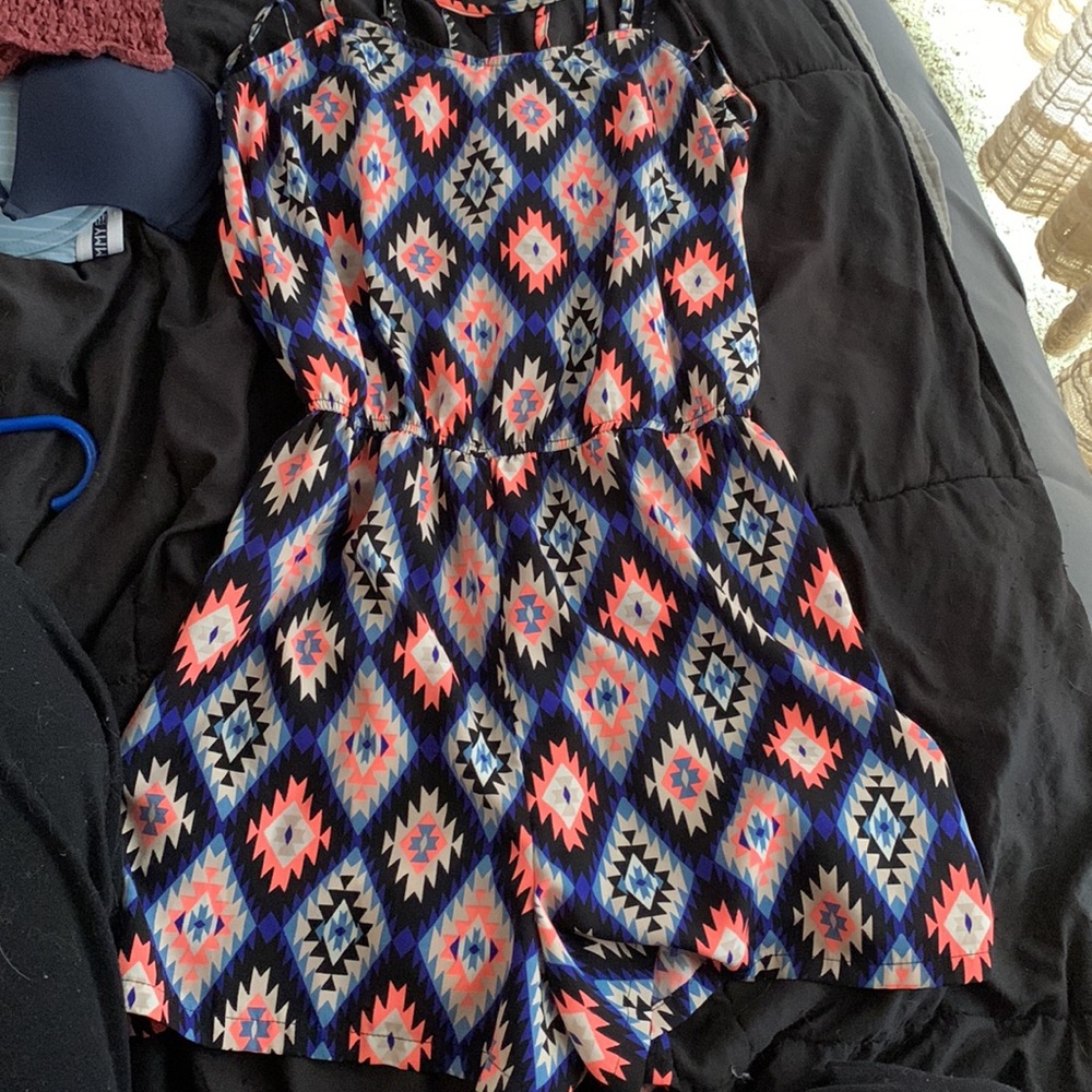 romper - Picture 2 of 3